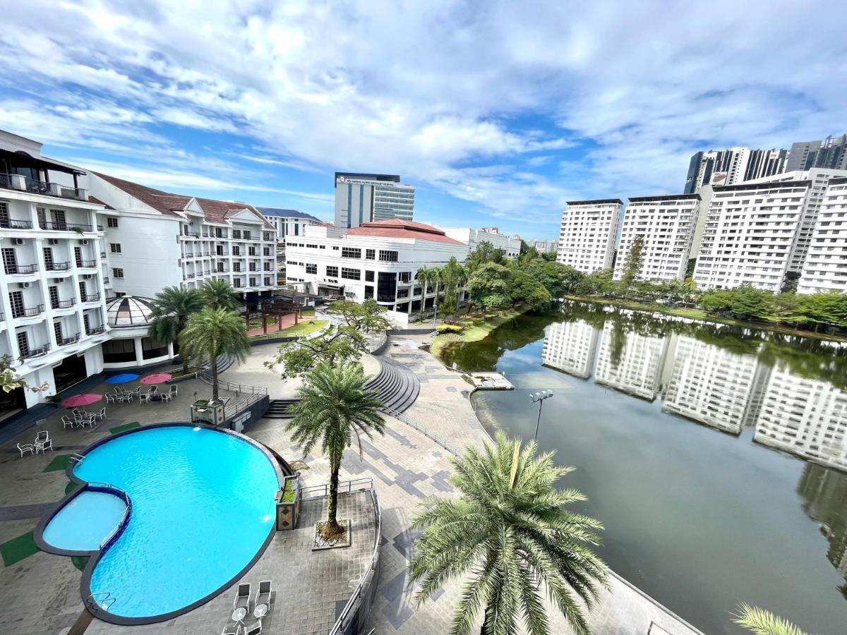 Hotel Flamingo By The Lake, Kuala Lumpur