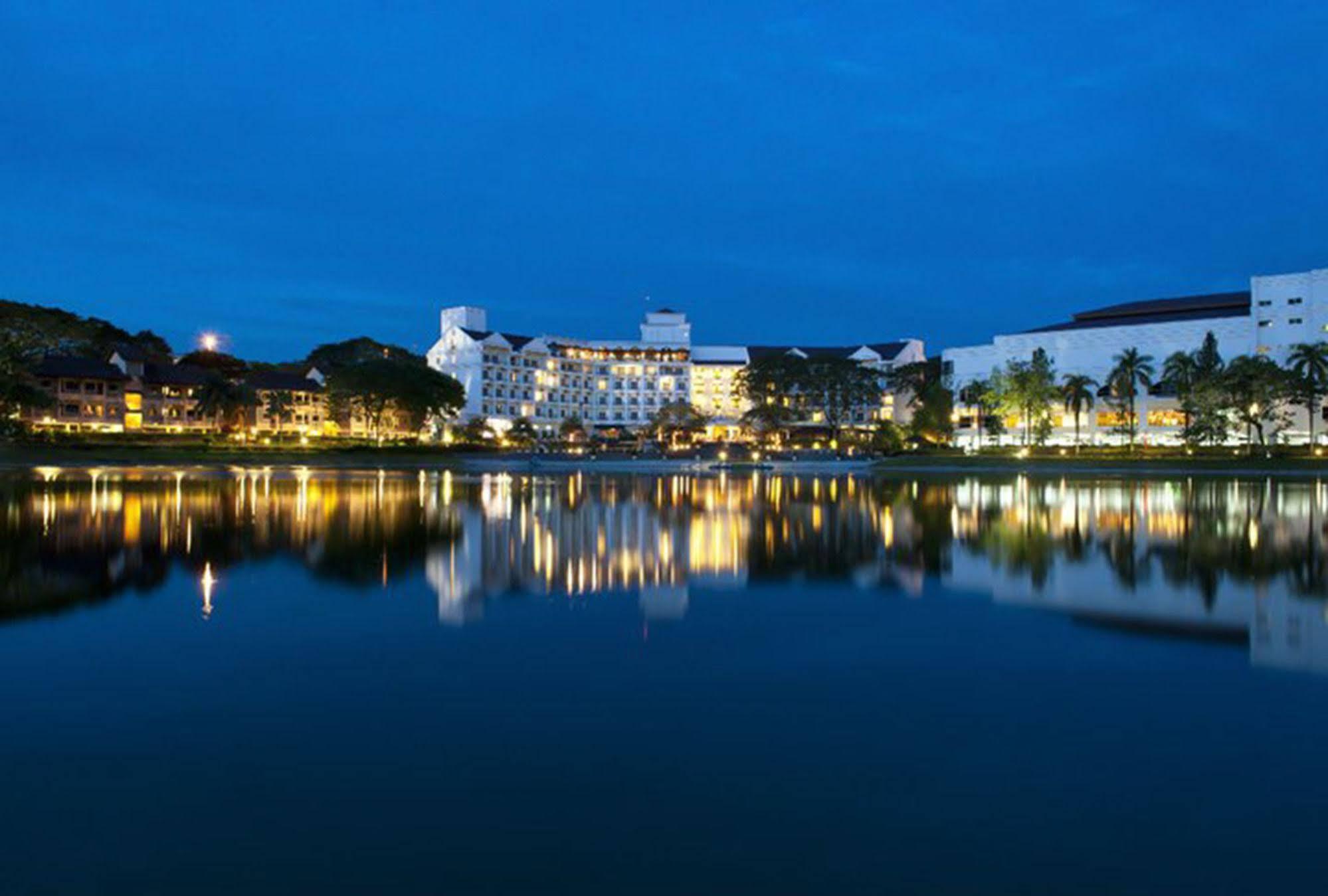 Flamingo By The Lake, Kuala Lumpur Ampang (Selangor)